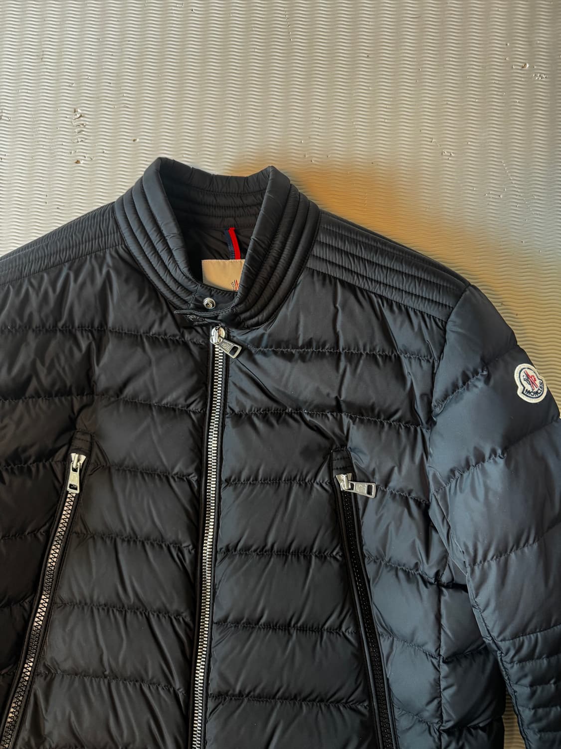 몽클레어(몽클레르) 아미오 5 사이즈 블랙 패딩 상품이미지2