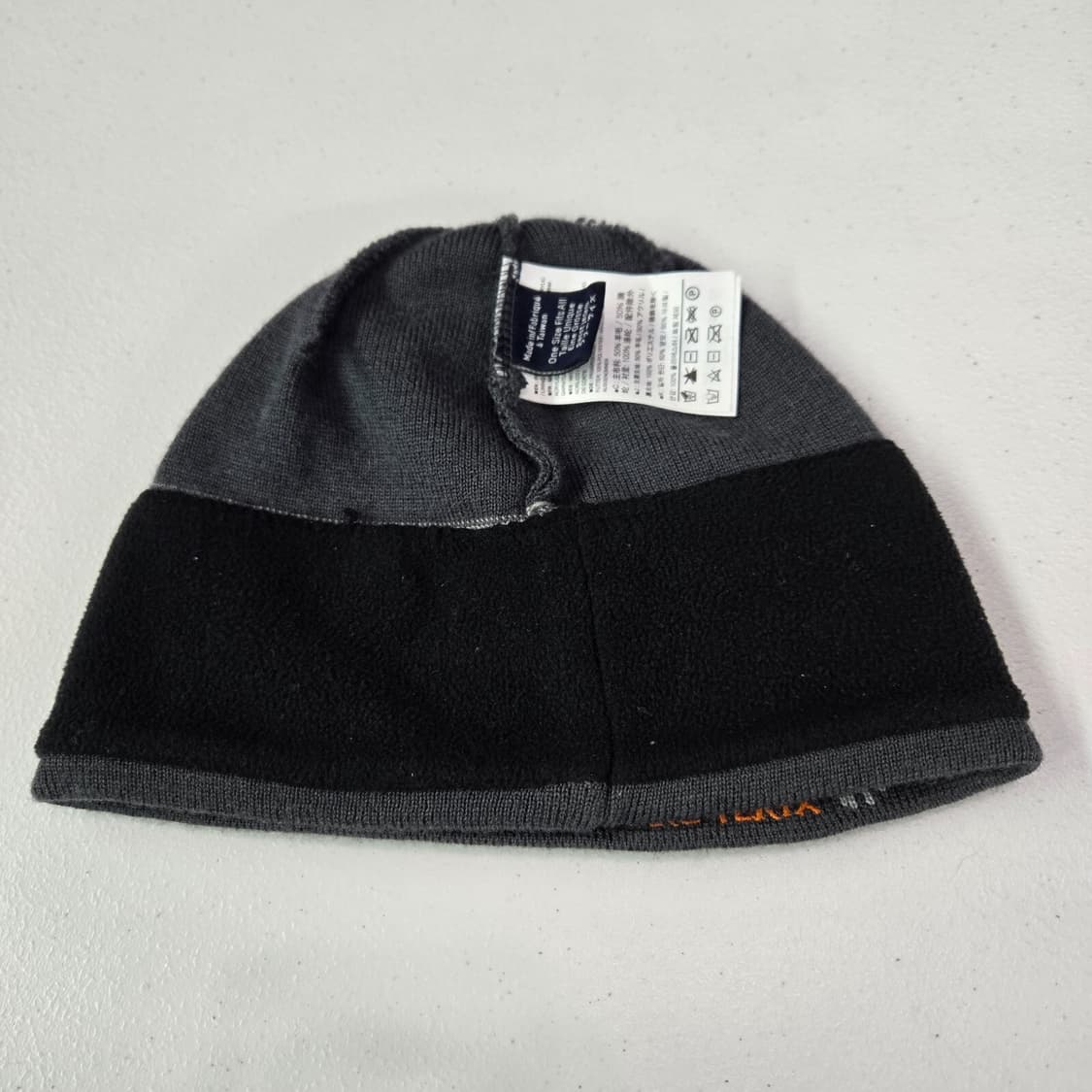 아크테릭스 로고 니트 비니 차콜/화이트 상품이미지5