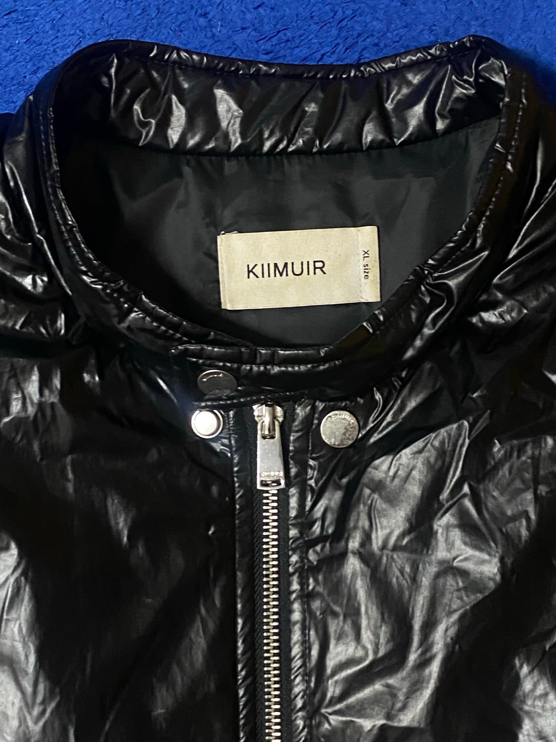 KIIMUIR 키뮤어 유광 릴렉스드 패디드 바이커 점퍼 블랙 XL 상품이미지3