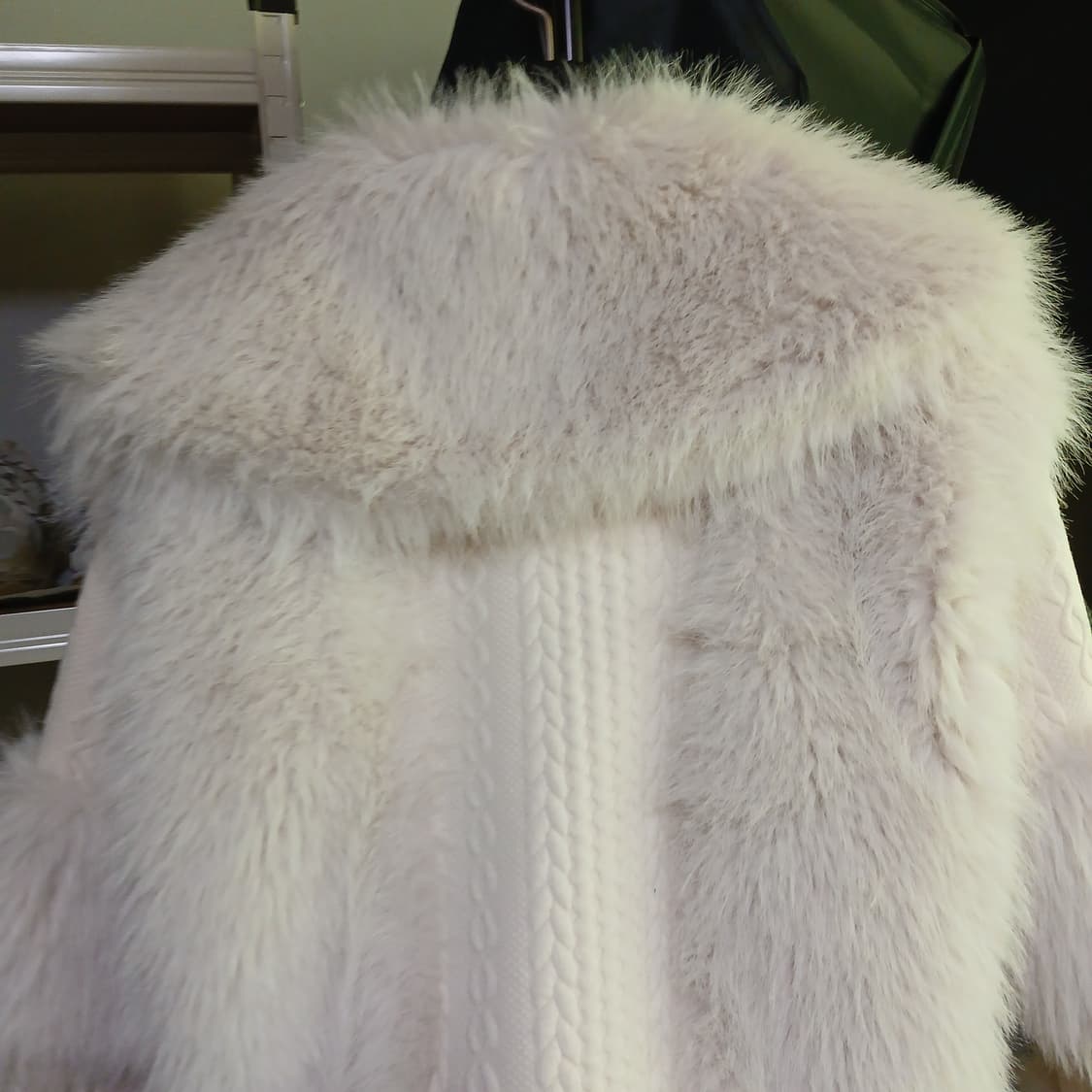 빅카라 진주단추 페이크 퍼 꽈배기 니트 점퍼 자켓 패딩 상품이미지10