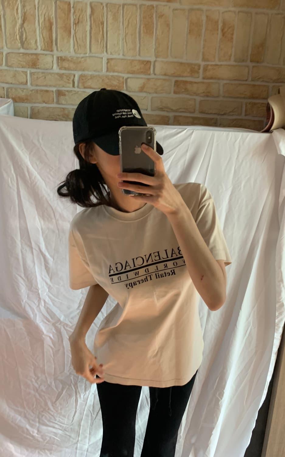발렌시아가 반팔티,연베이지,XS 상품이미지4