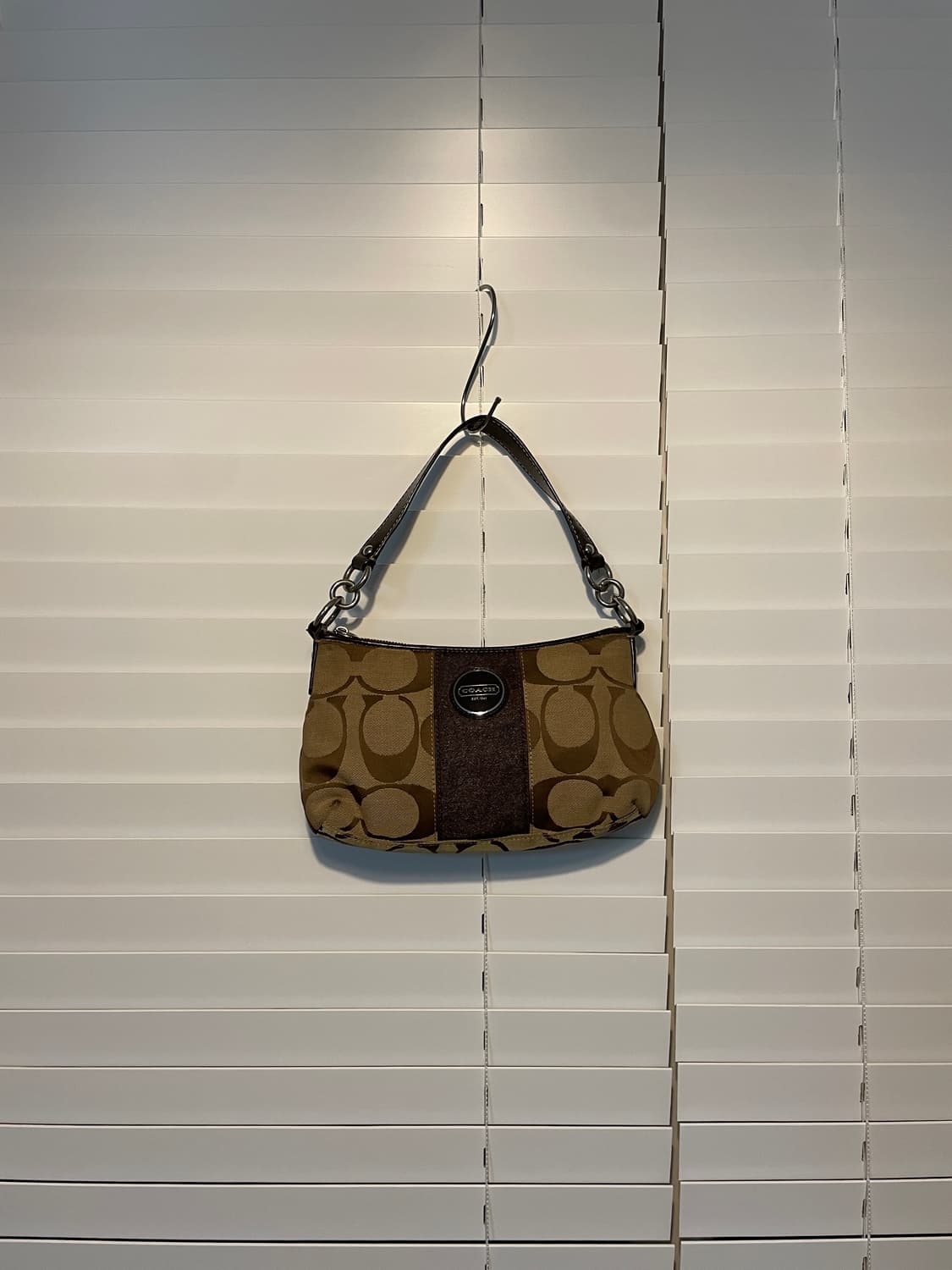 코치 호보 숄더백 상품이미지1