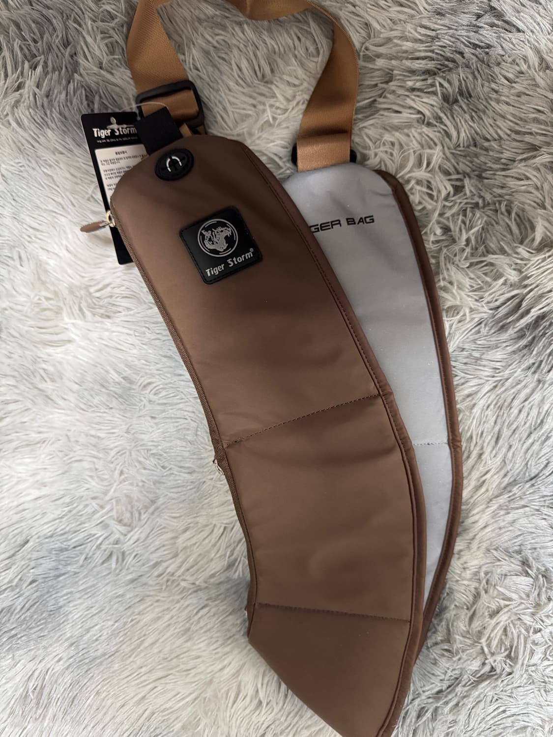 타이거스톰 러닝 슬링백 미니백 힙색 상품이미지1