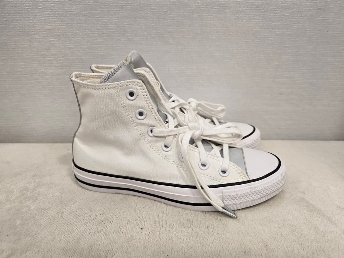 새상품) 컨버스 올스타 하이 스니커즈 흰색/실버 240 상품이미지3