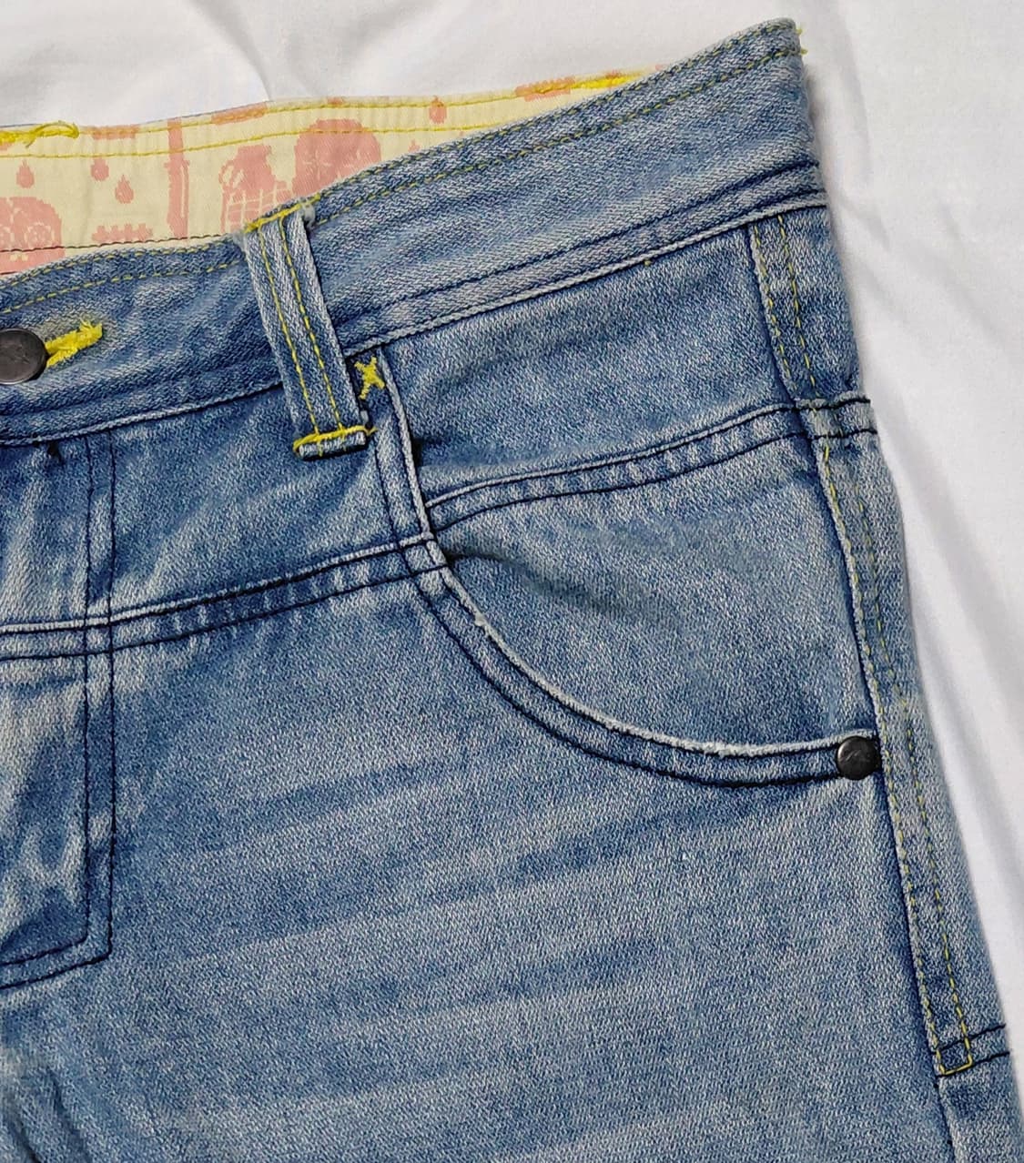 [30] RUSTY 러스티 Y2K 데님 하프 팬츠 (자수/패턴 포인트) 상품이미지3