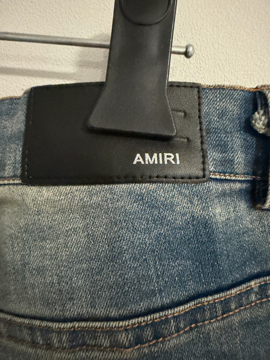 아미리 멀티패치 페인트 디스트로이드 슬림 데님 / 아미리 스타일 상품이미지3