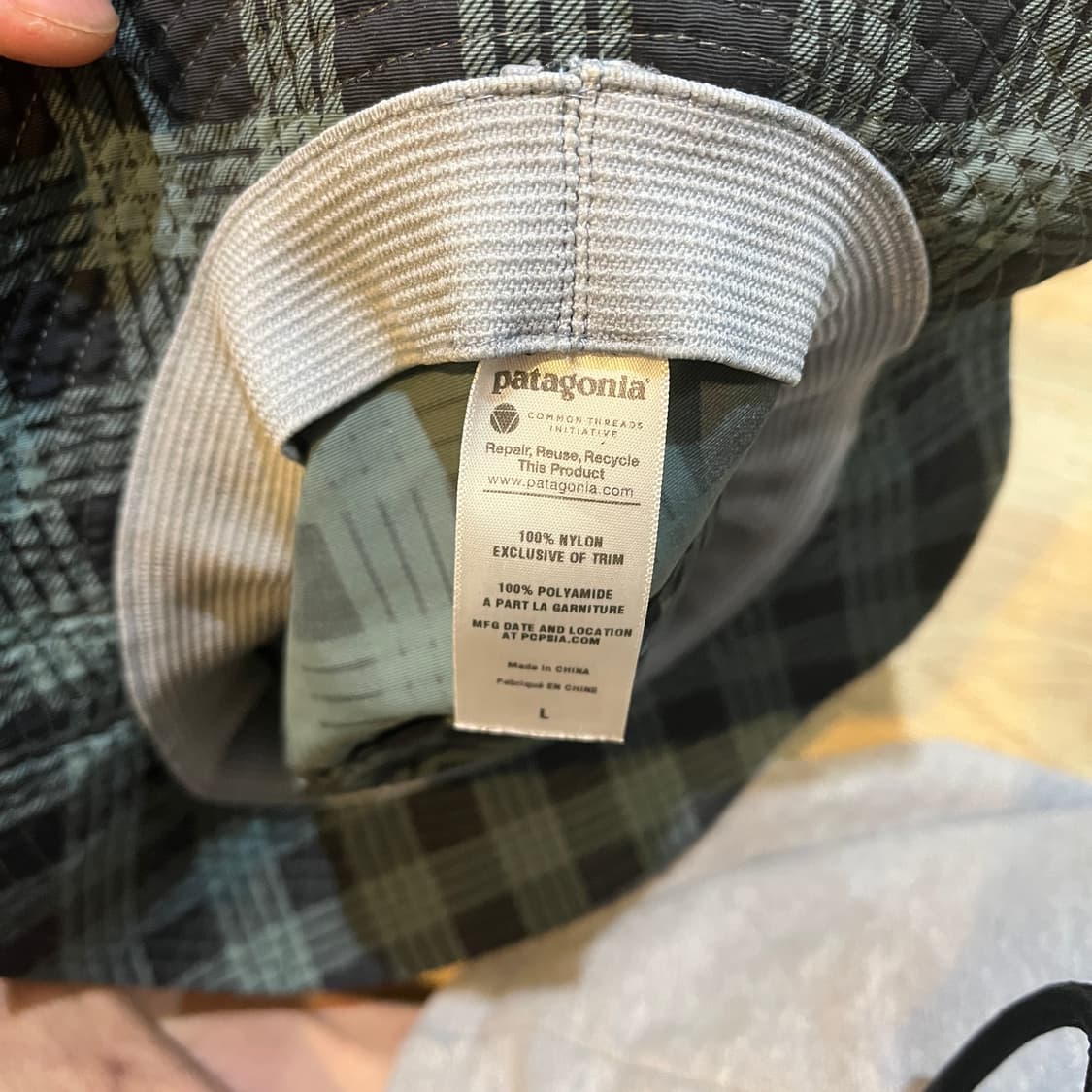 (상태SS,희귀) 파타고니아 체크패턴 기능성 버킷햇 L 상품이미지3