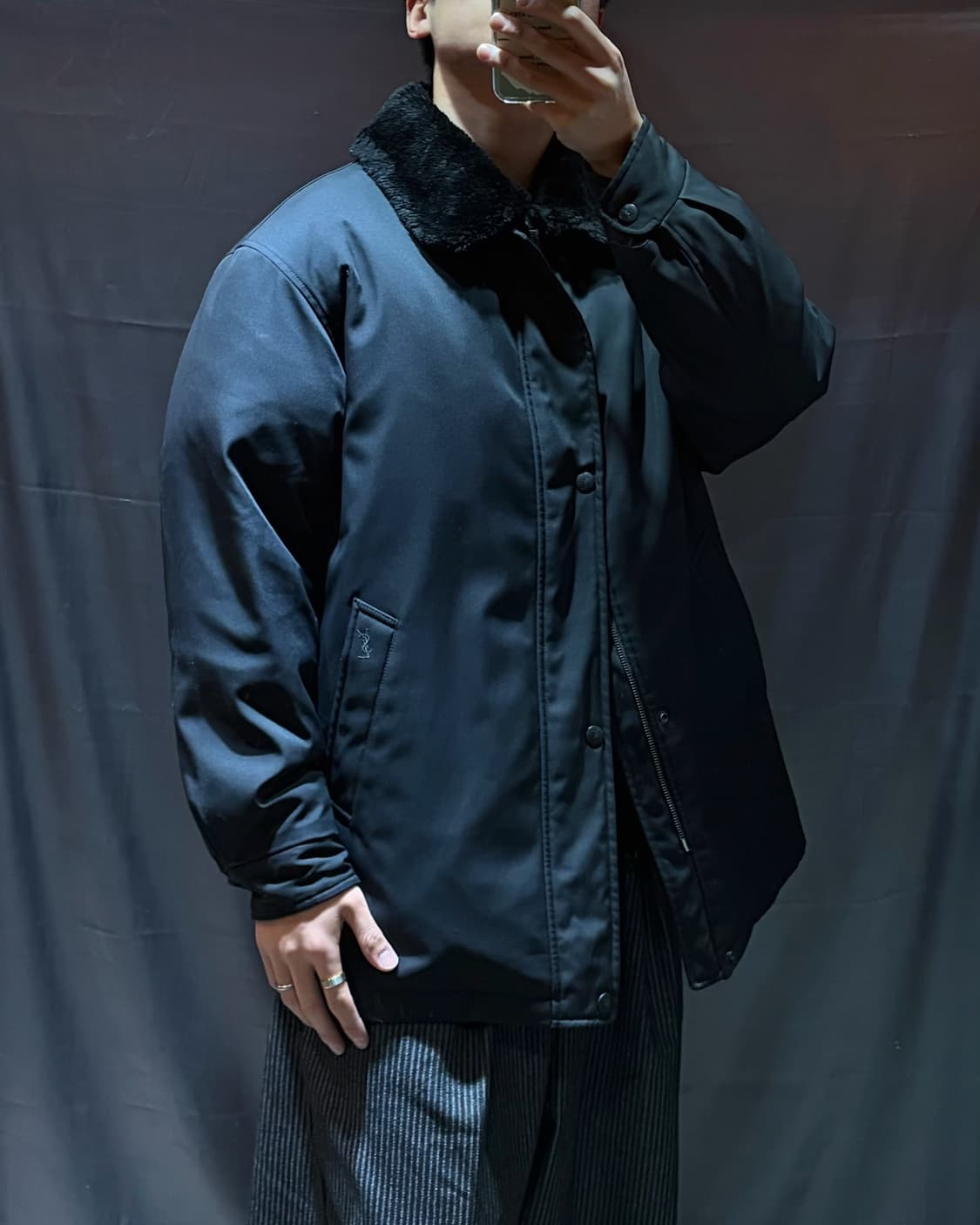 XL YSL 입생로랑 포켓 심볼로고 패디드 블랙 폴리쉘 상품이미지2