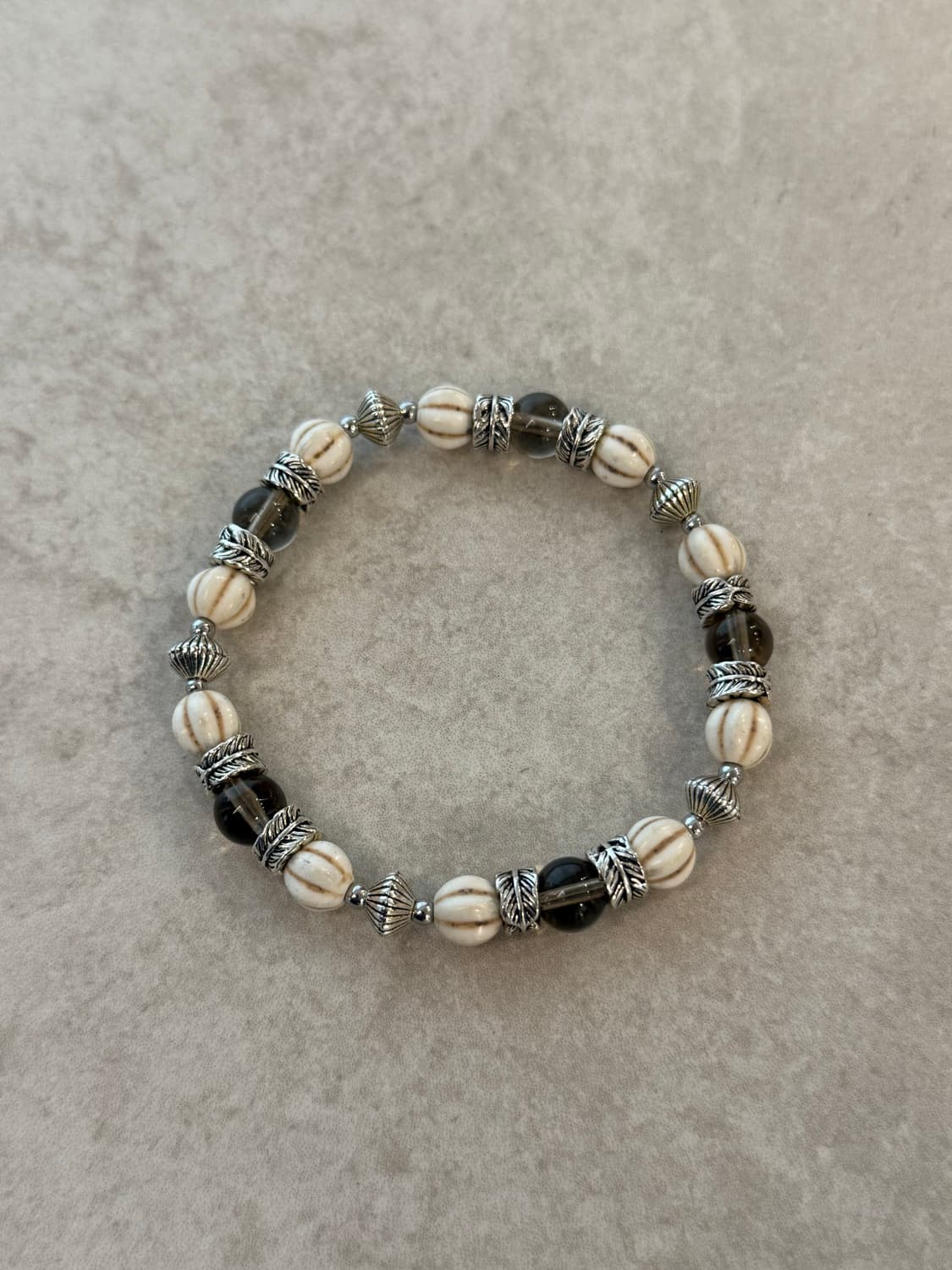 글라스 비즈 산호석 팔찌 상품이미지1