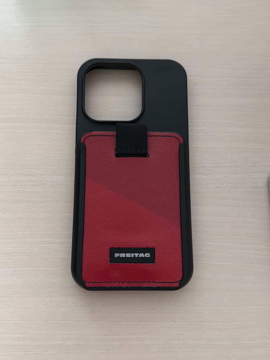 아이폰 16프로 프라이탁 케이스 (저스틴) 상품이미지1