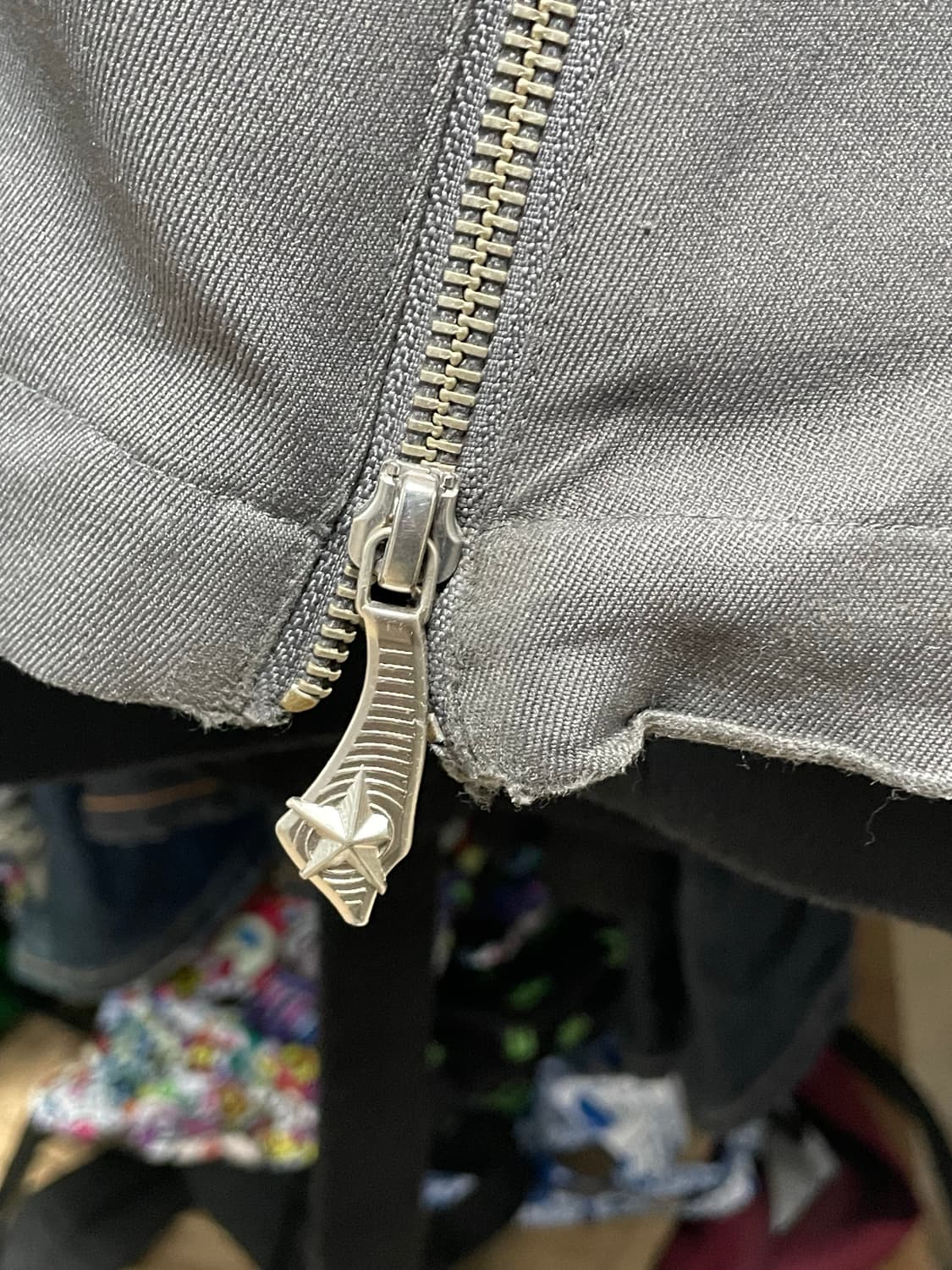 큐레이티드 퍼레이드 gray curve trouser 48 size 상품이미지3