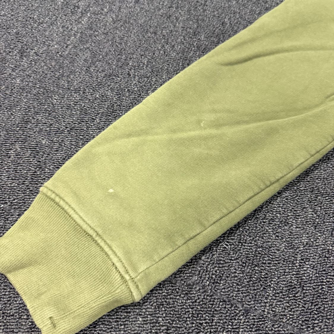 스톤아일랜드 와펜 맨투맨 상품이미지10