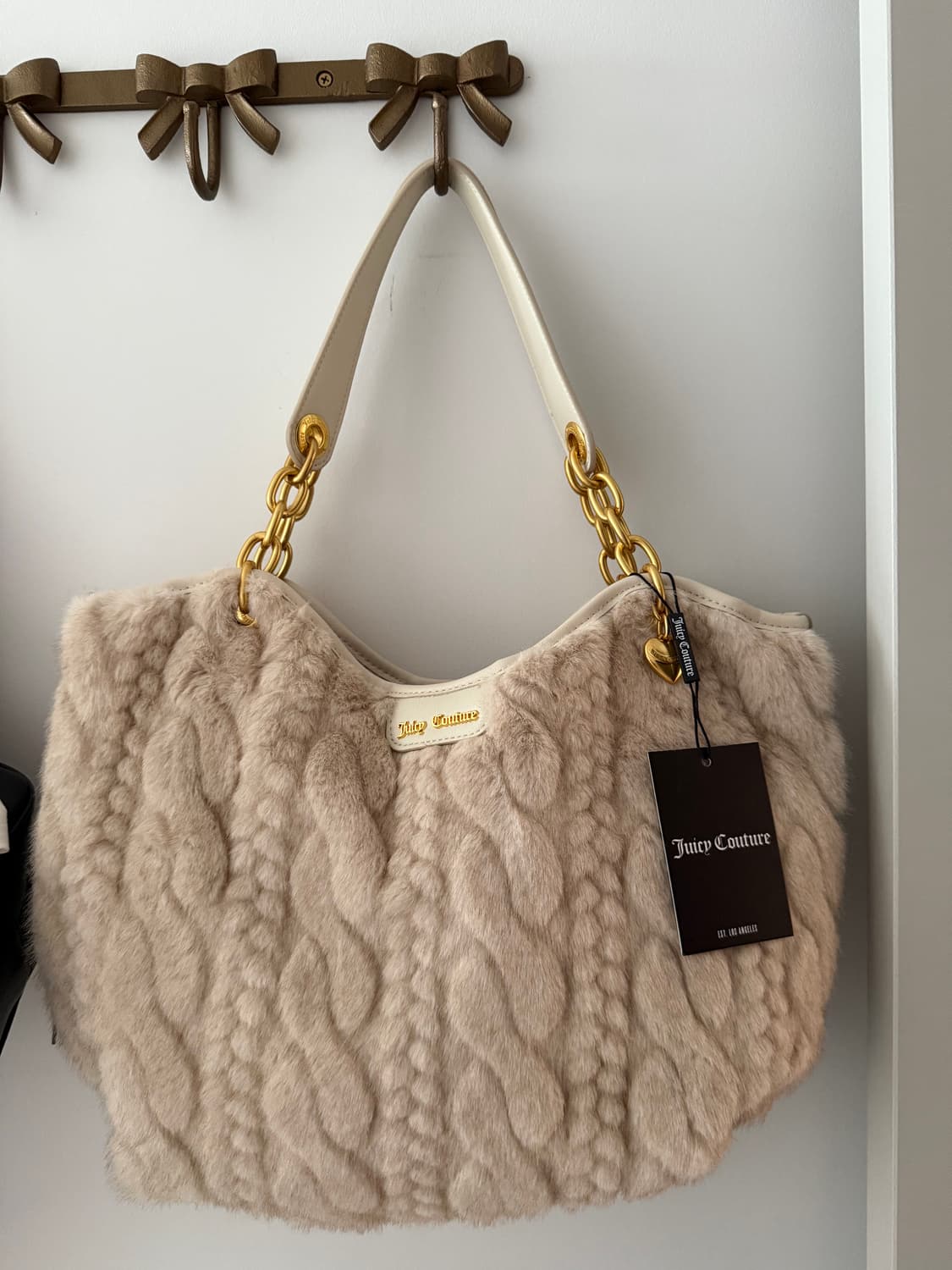 대대장 쥬시꾸뛰르 밍크 벨벳 숄더백 상품이미지2