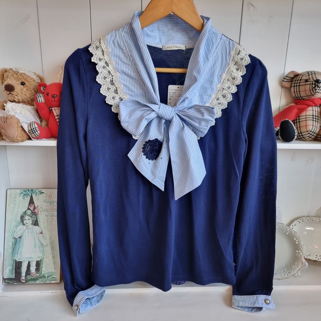 액시즈 팜 리본 블라우스 네이비 상품이미지3