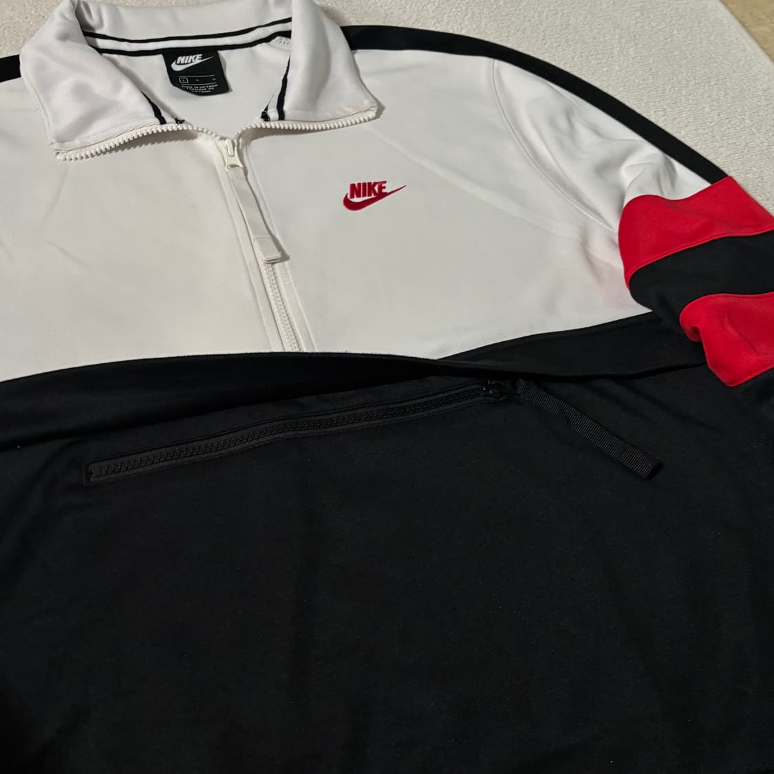 [L] 나이키 검흰 레드 포인트 져지 반집업 상품이미지5