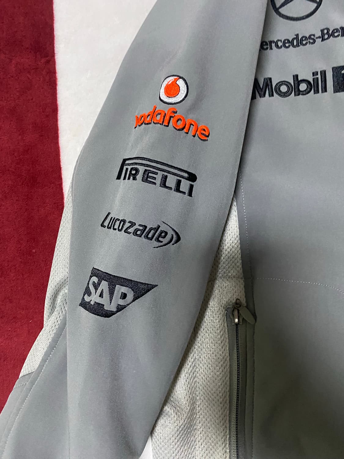 보다폰 맥라렌 벤츠 F1 팀자켓 상품이미지4