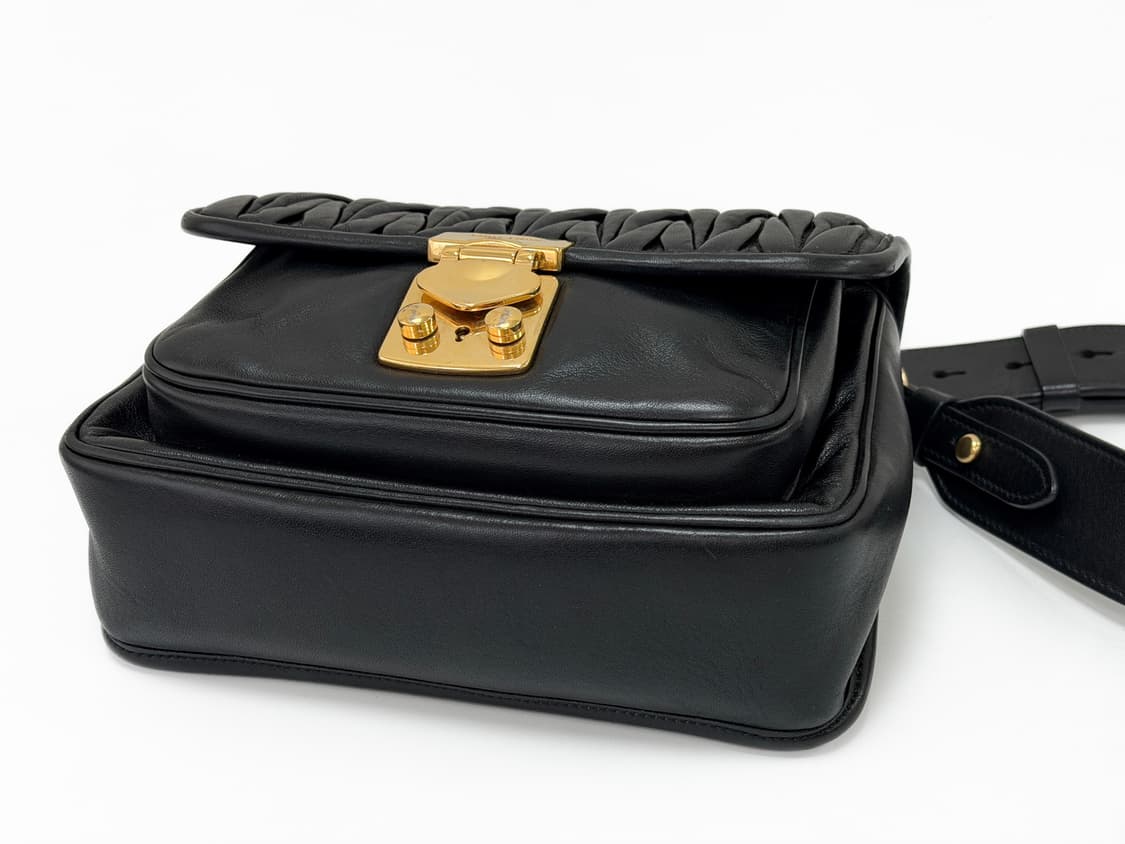 미우미우 파티나 마테라쎄 나파 크로스백 상품이미지7