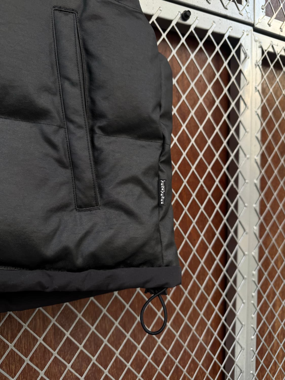 예쓰아이씨 yeseyesee 덕다운 블랙 배색 패딩조끼 베스트 점퍼 S 상품이미지4