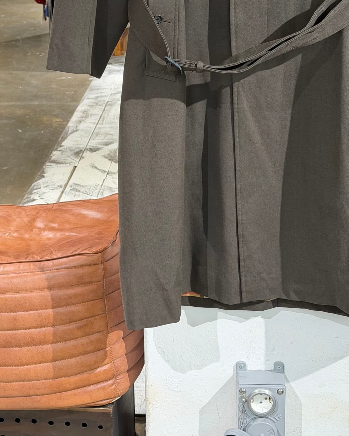 버버리 카키 히든버튼 벨티드 롱 코트 상품이미지5