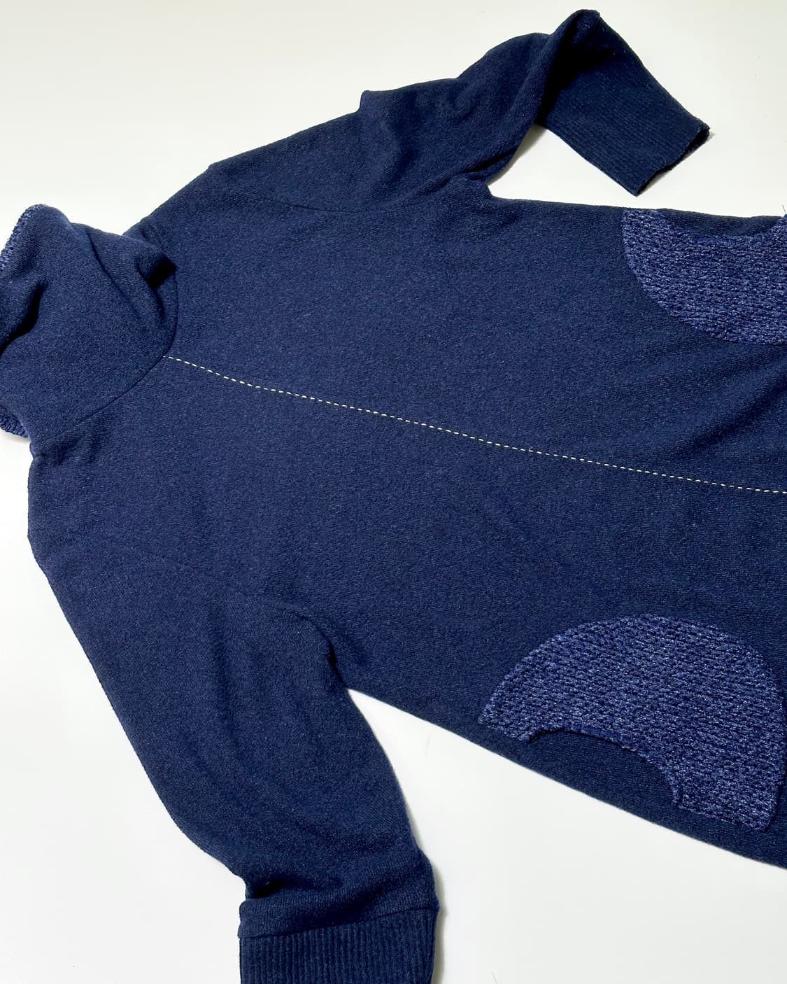 스티치 디테일 목폴라 니트  상품이미지7