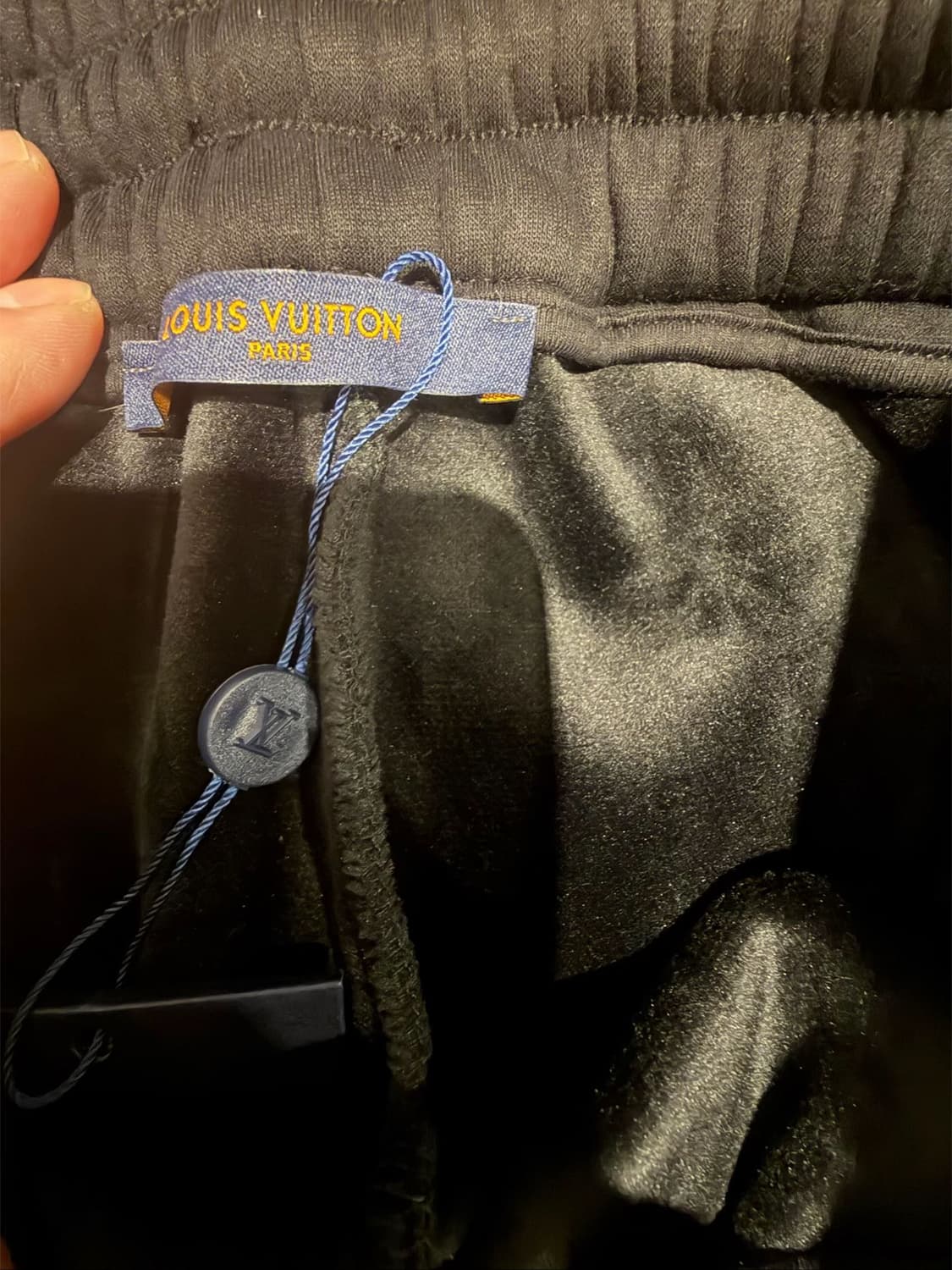 [루이;비통] 새상품 / 트레이닝복 세트 / 상의 66 및 하의 28인치 상품이미지5