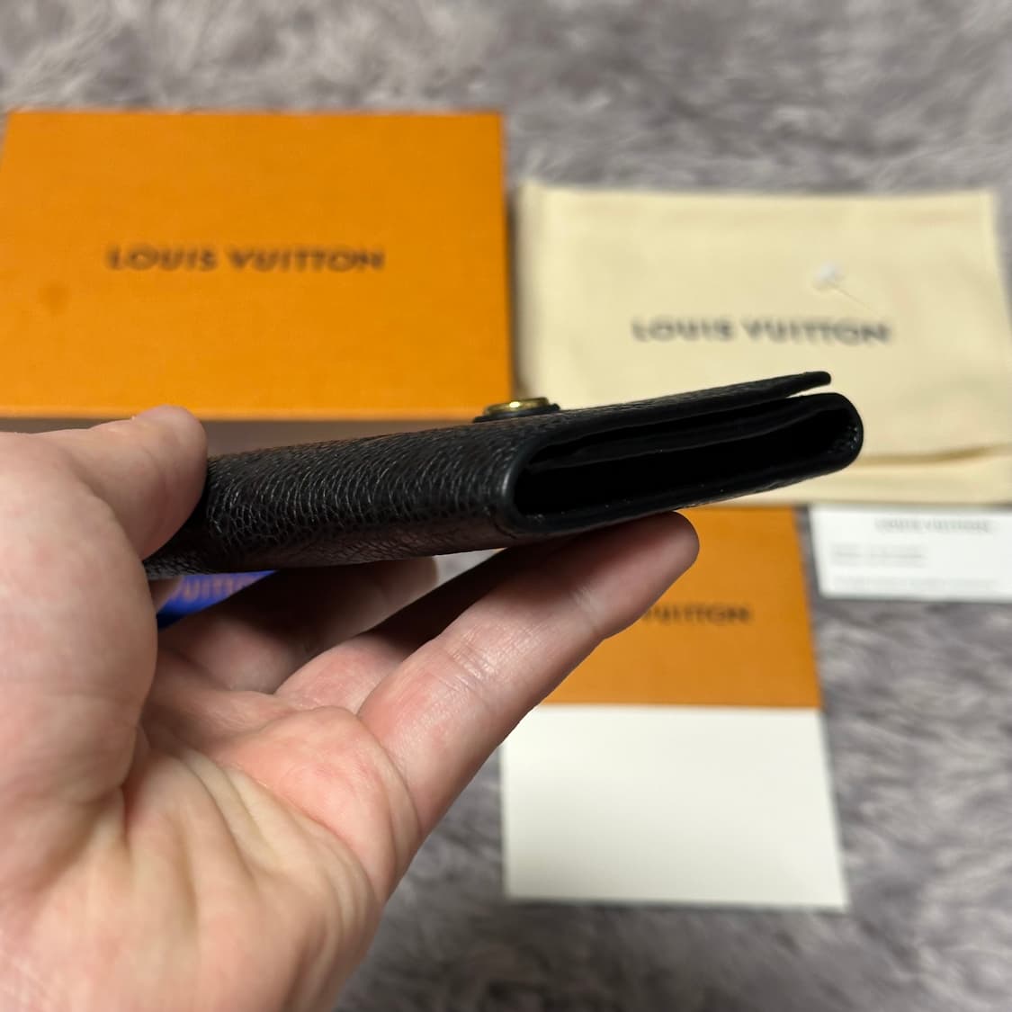[풀구성] 루이비통 앙프렝뜨 카드지갑 블랙 상품이미지9