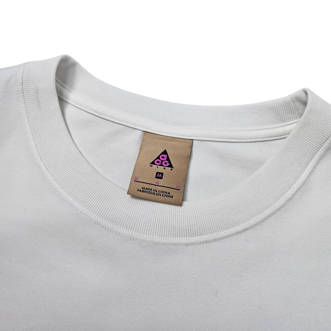 나이키 ACG 반팔티 상품이미지5