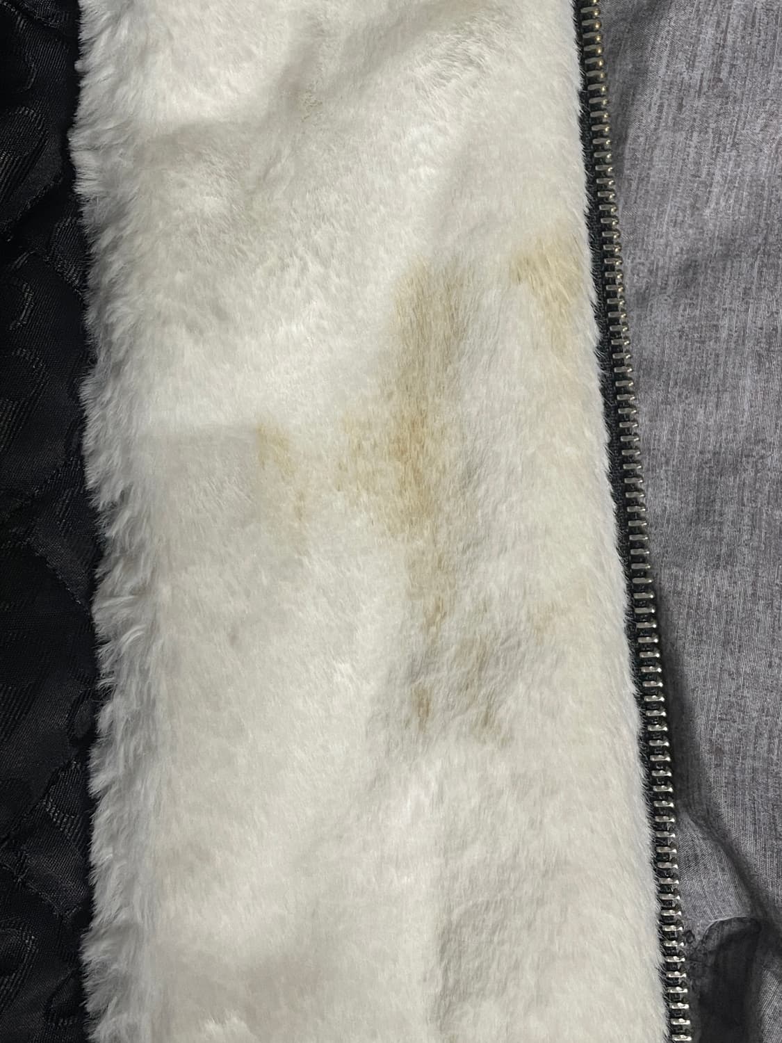 무스너클 버니스웨터 상품이미지3