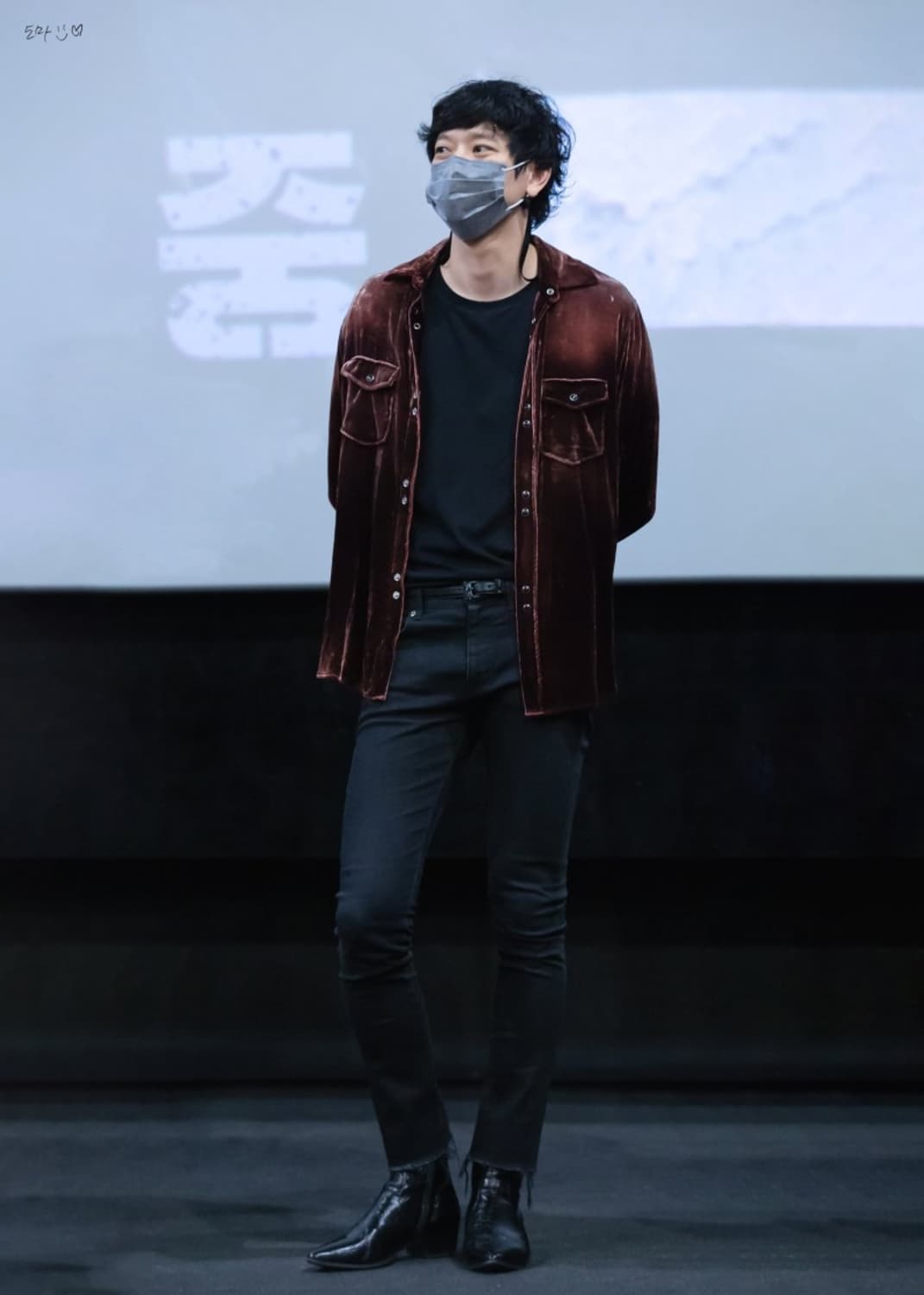생로랑 강동원 그라데이션 벨벳셔츠 새상품 황금사이즈 상품이미지4