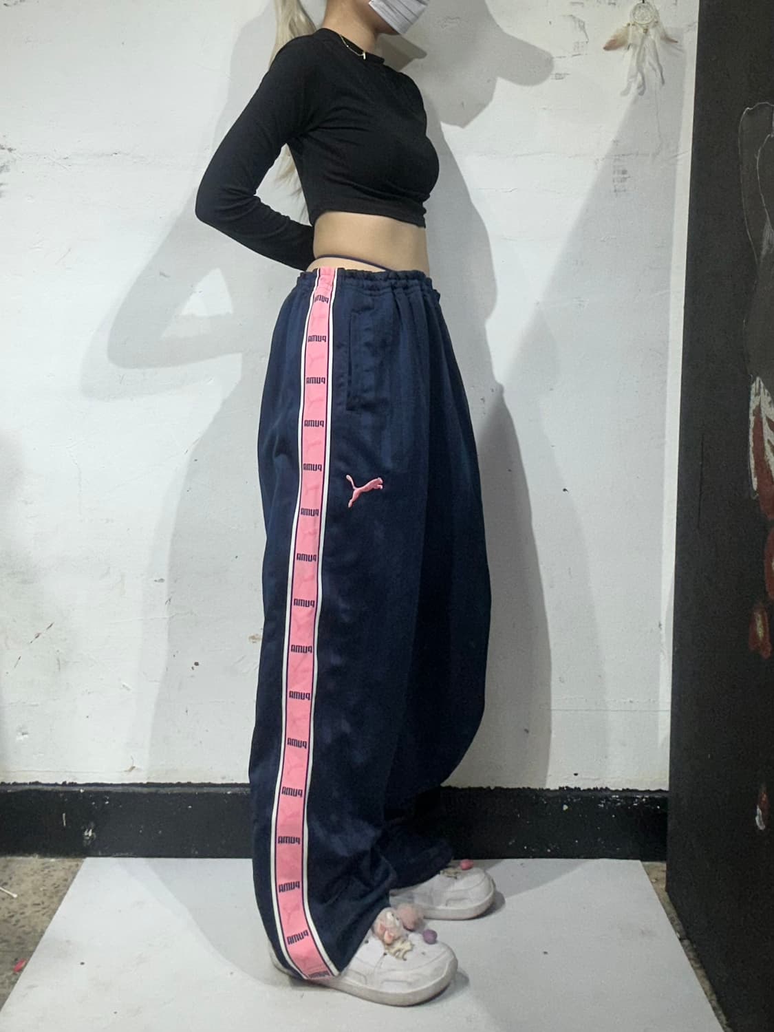 푸마 네이비 핑크 와이드 사이드 라인 추리닝 바지 M 상품이미지1