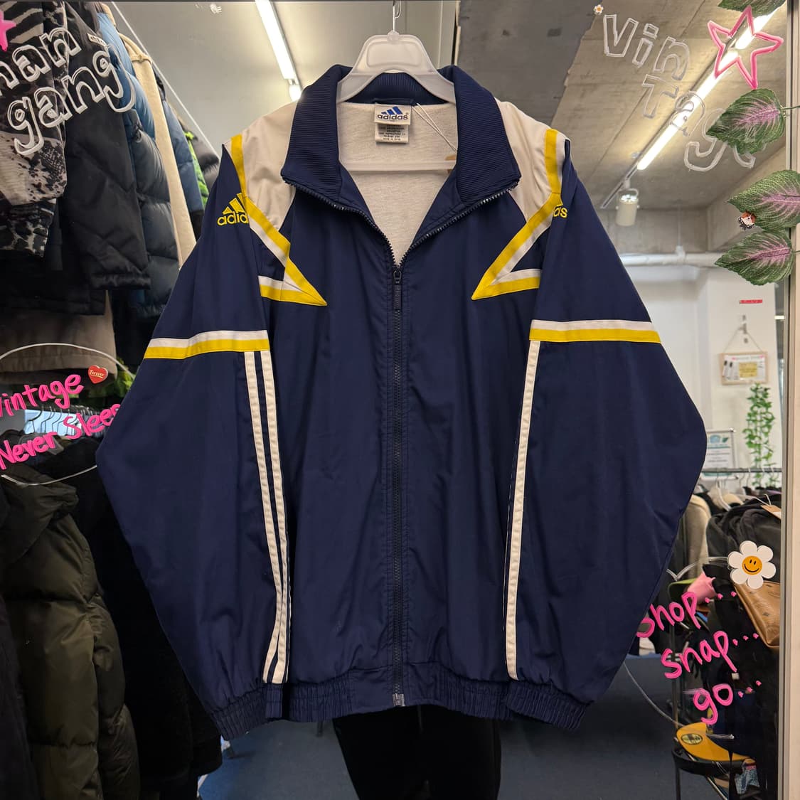adidas 90s Windbreaker 상품이미지1