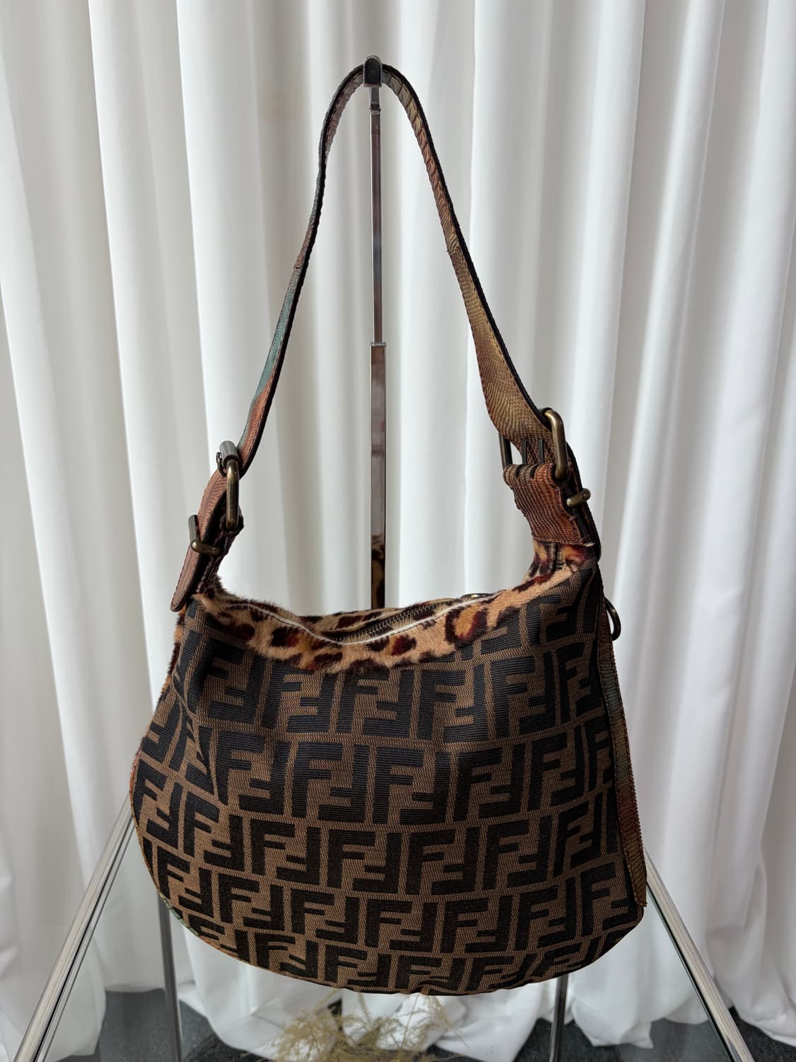 펜디 레어 00s 레오파드 송치 & 주카 오이스터 백  상품이미지3