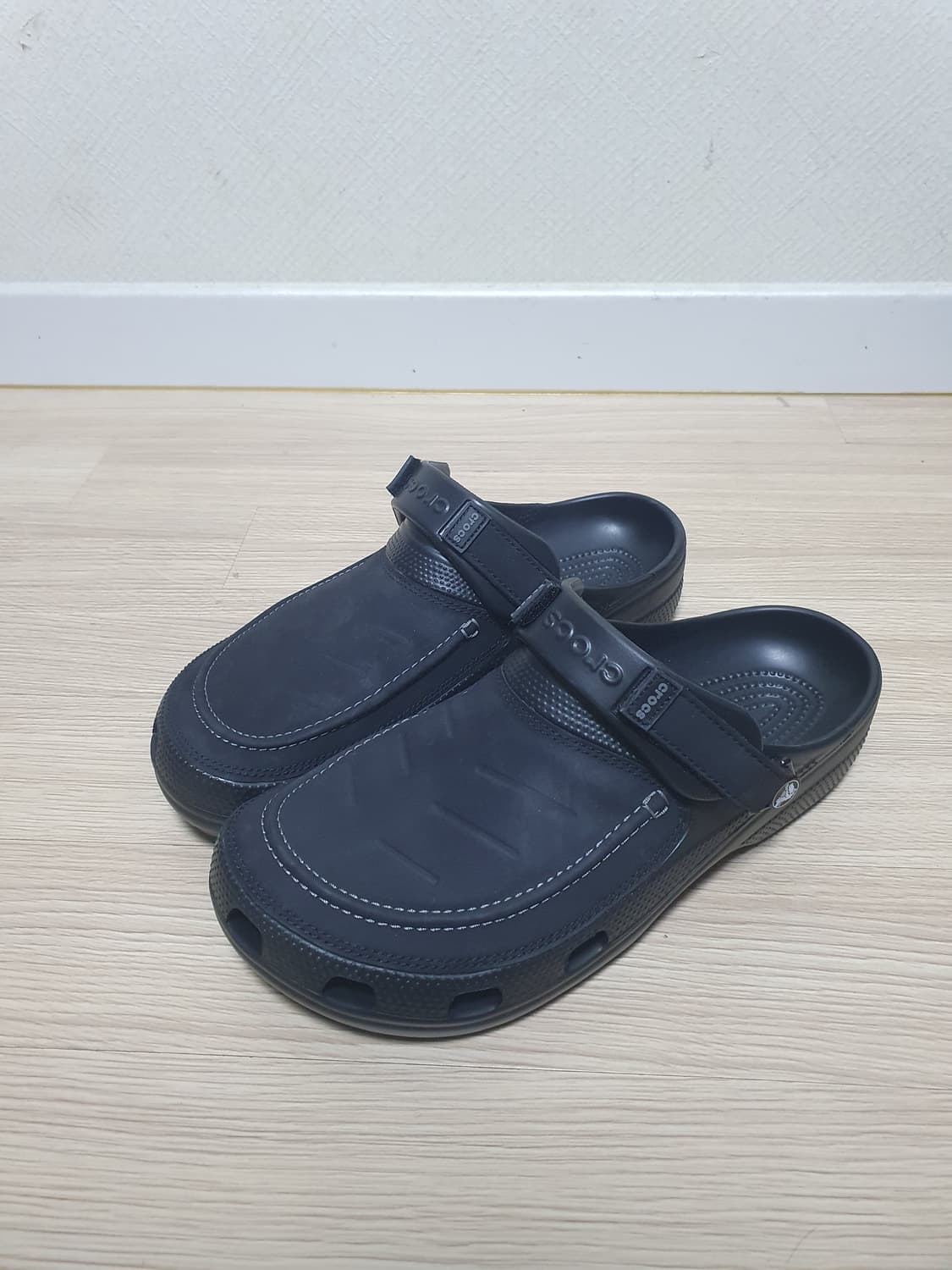 크록스 유콘 슬리퍼 280~85 상품이미지4