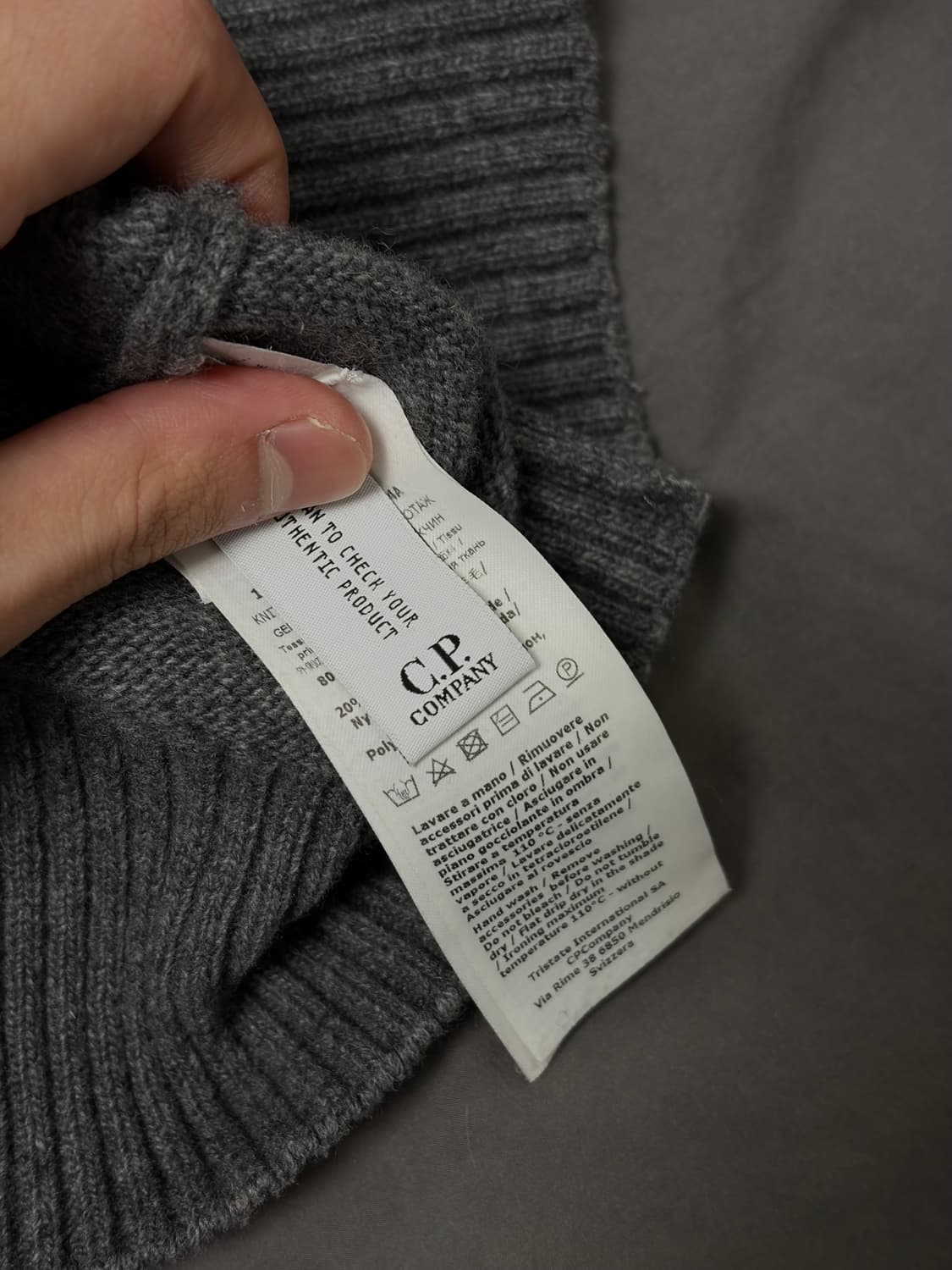CP컴퍼니 니트 상품이미지3