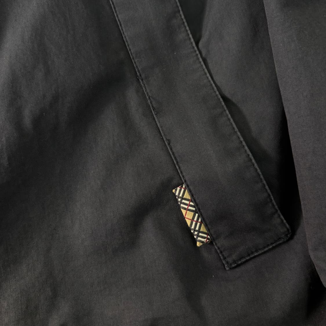 100 버버리 백화점택 노바체크 블루종 자켓  상품이미지4