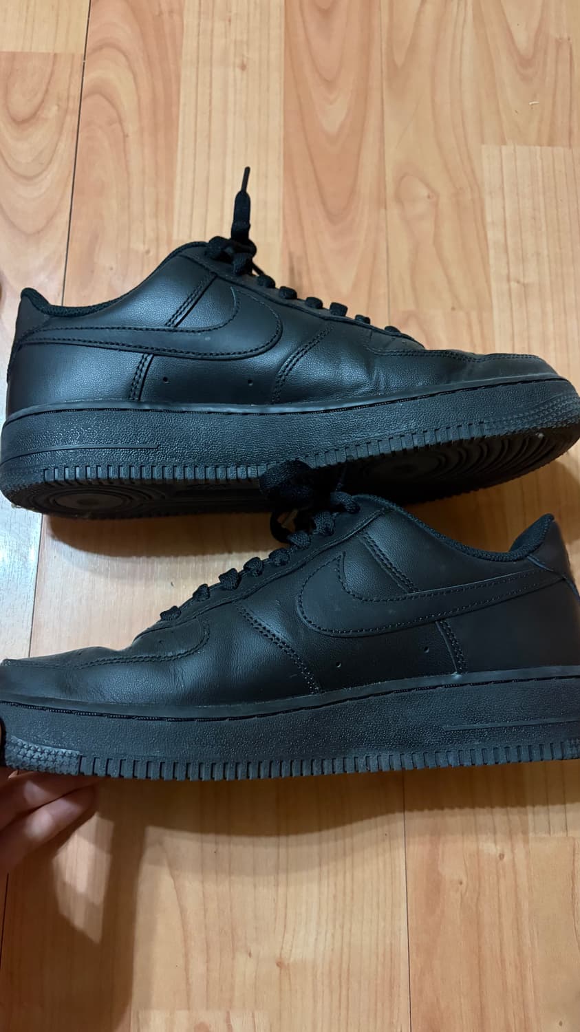 나이키 에어포스 1 '07 로우 트리플 블랙 260 상품이미지5