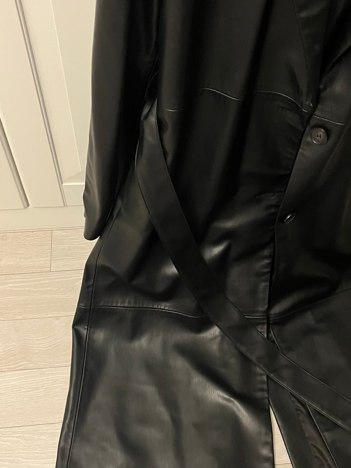 자라 퍼 디테일 롱 레더 자켓 상품이미지5