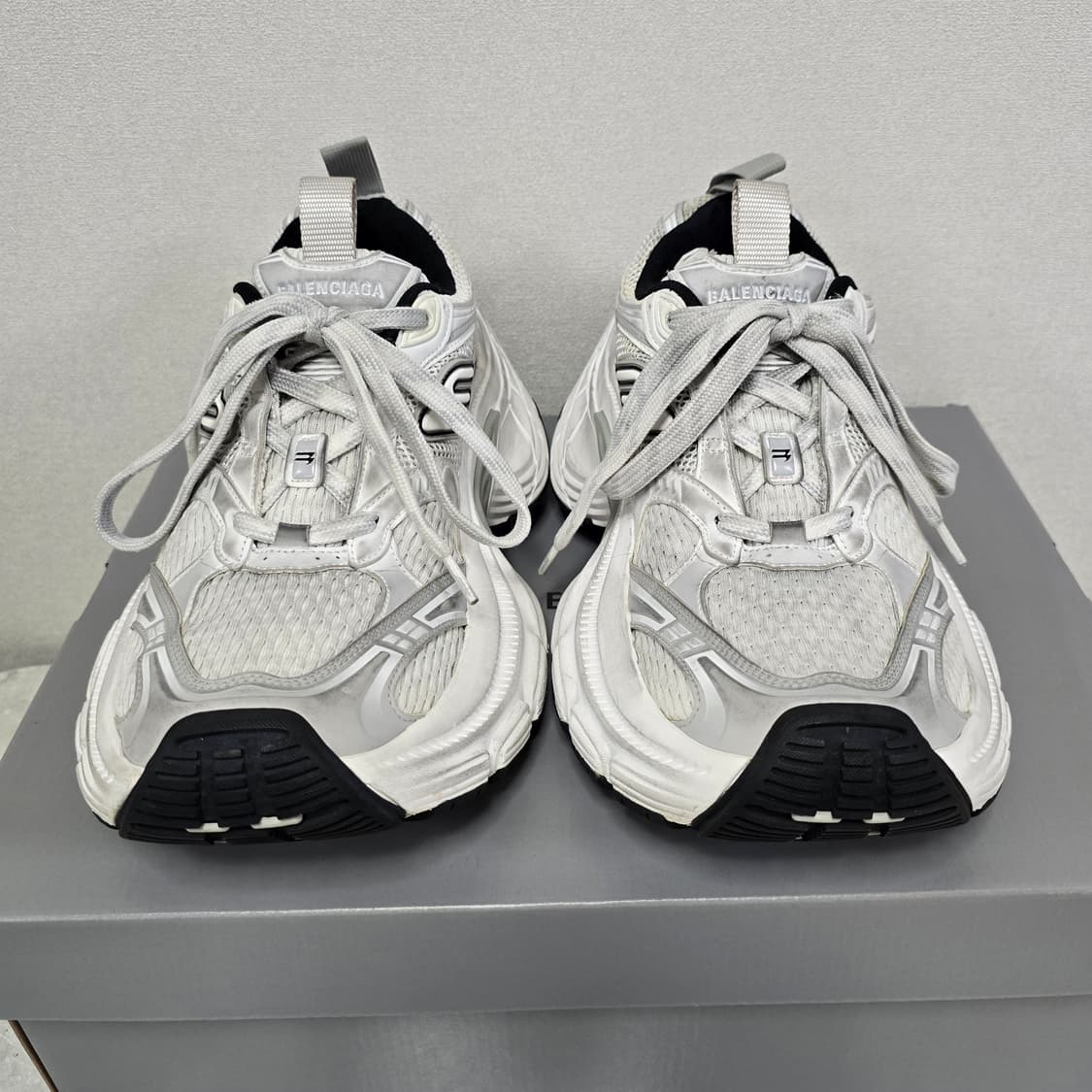 발렌시아가 10xl 스니커즈 신발 41사이즈 판매 상품이미지2