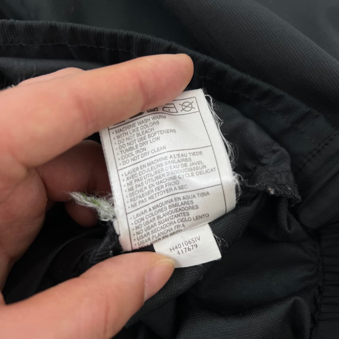 NIKE 나이키 암 스우시 블랙 웜업 상품이미지7