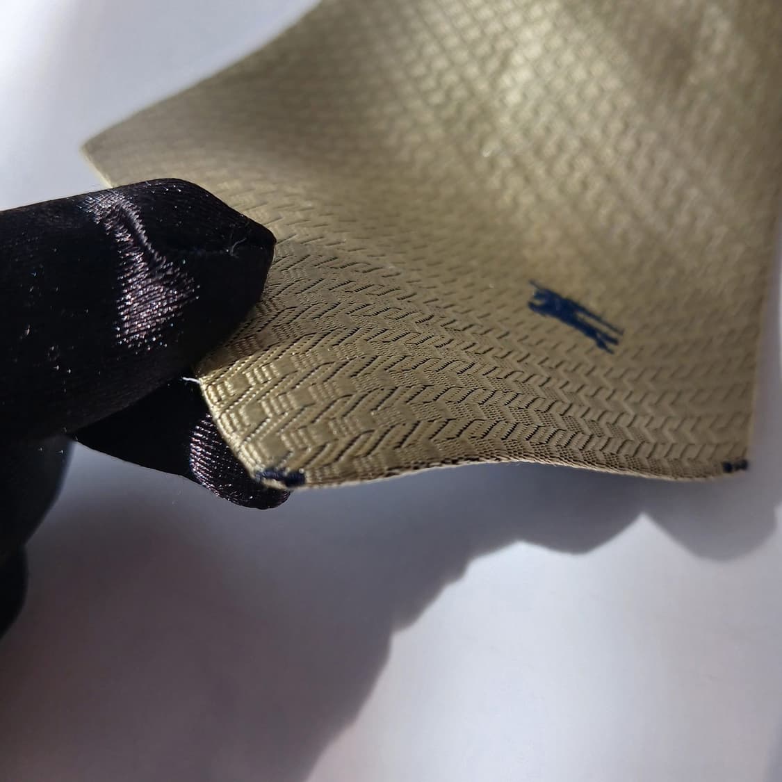 버버리 실크 옐로우 텍스처 패턴 넥타이 9.2cm B등급 E792
 상품이미지8