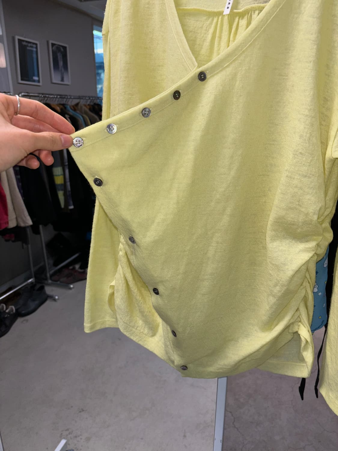 스니오 쿠와하라 변형 가디건 상품이미지3