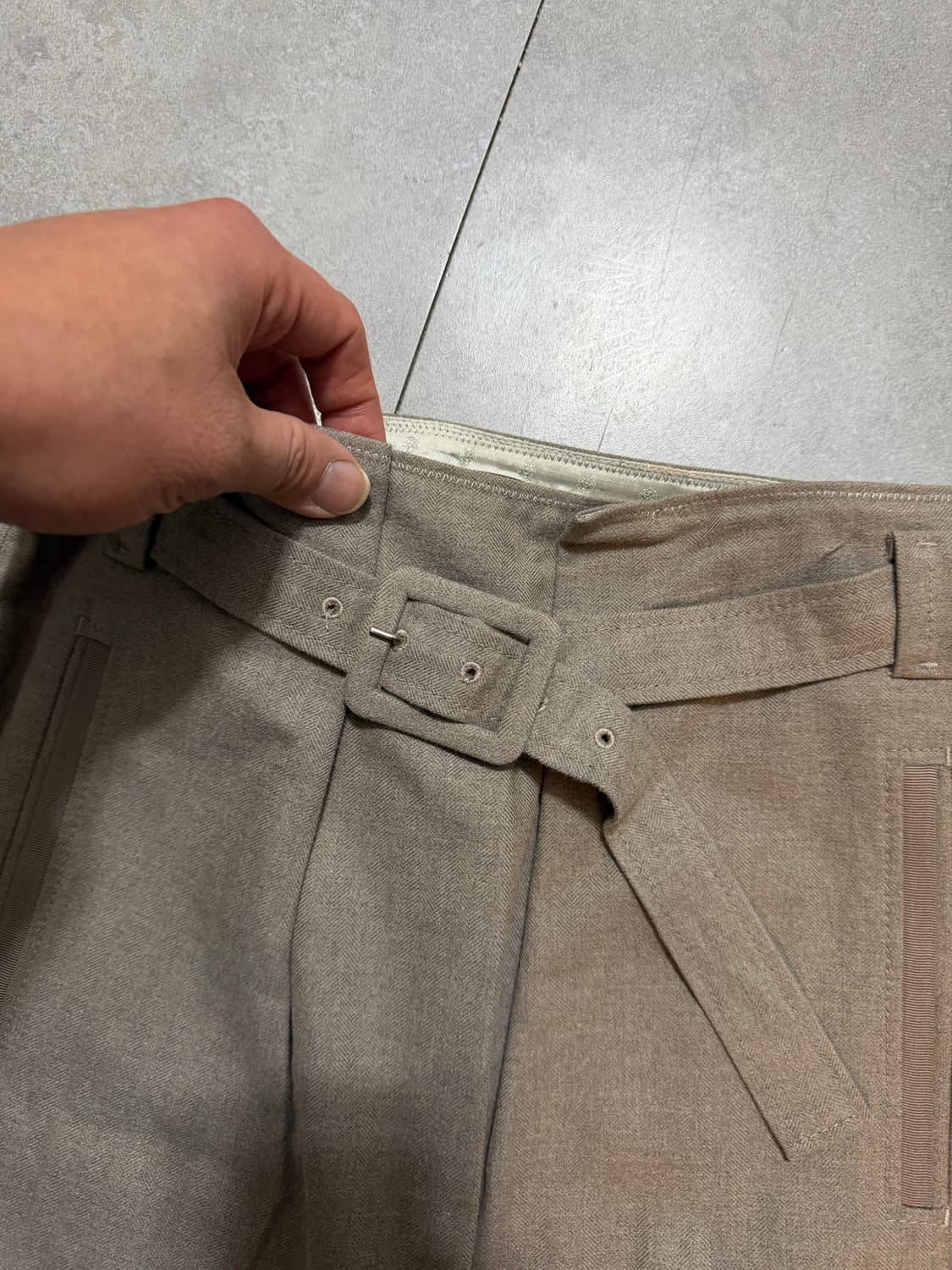 휴고보스 블랙라벨   빈티지   미디 스커트  27인치 상품이미지2