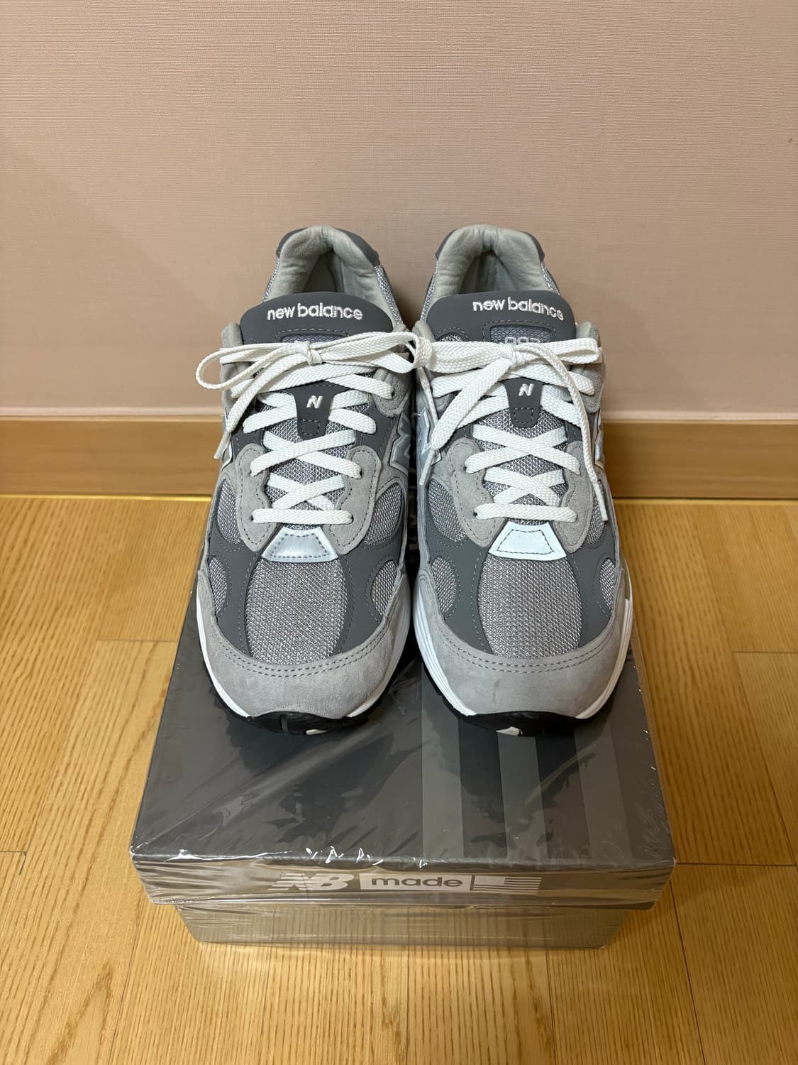 뉴발란스 992 그레이 상품이미지1
