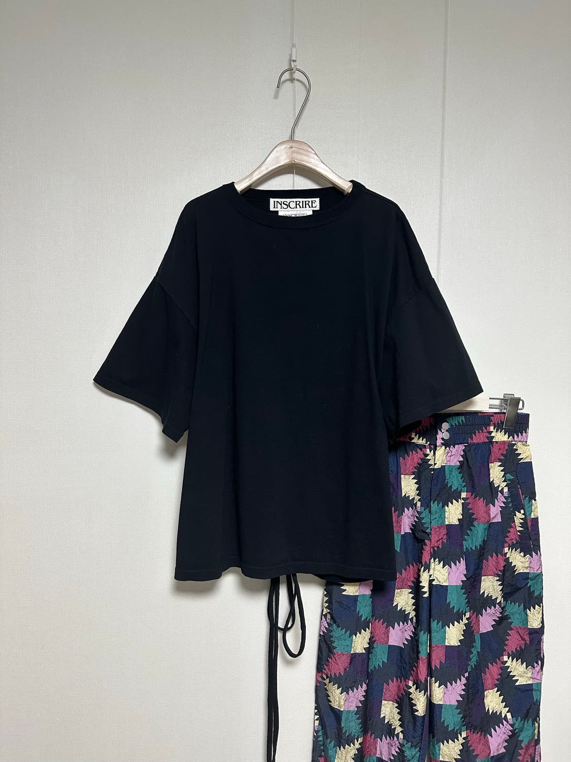 INSCRIRE 컷아웃 박스 티셔츠 상품이미지5