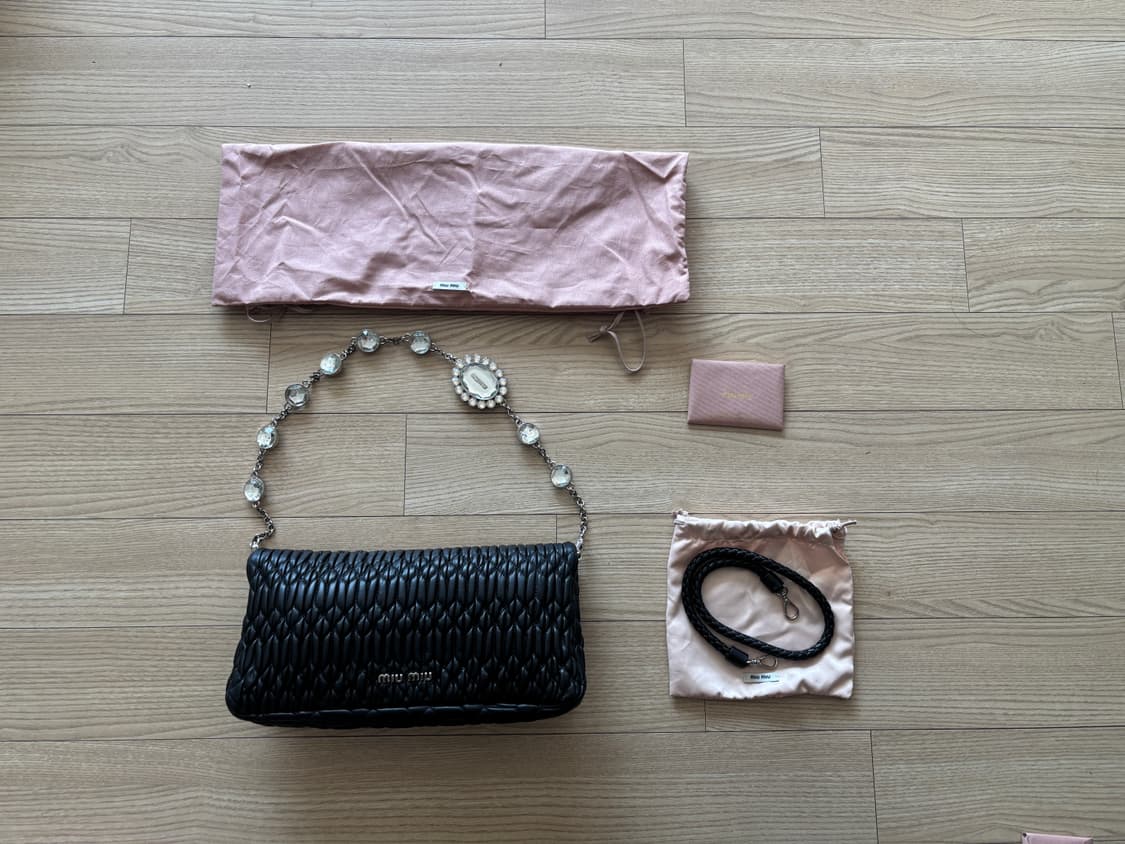 미우미우 나파 크리스탈 5BD233 상품이미지2