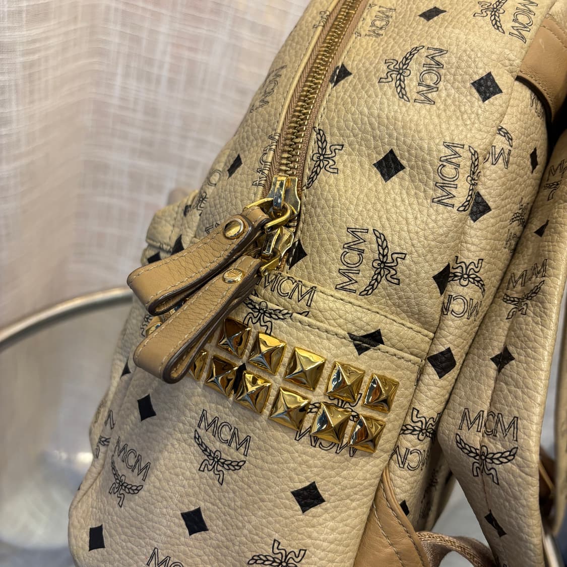 정품 MCM 비세토스 스타크 백팩       상품이미지5