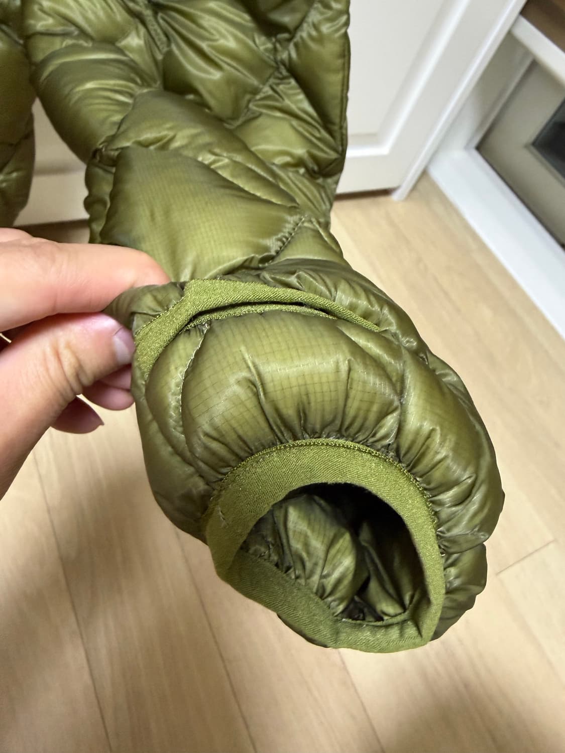[M]로아하이킹 패딩 라이트다운 올리브 상품이미지5