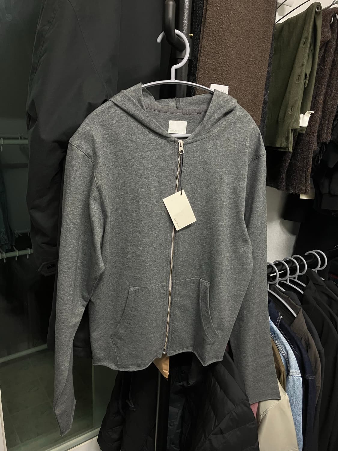 (2)모노프리베 텍스쳐드 후디 집 차콜 상품이미지1