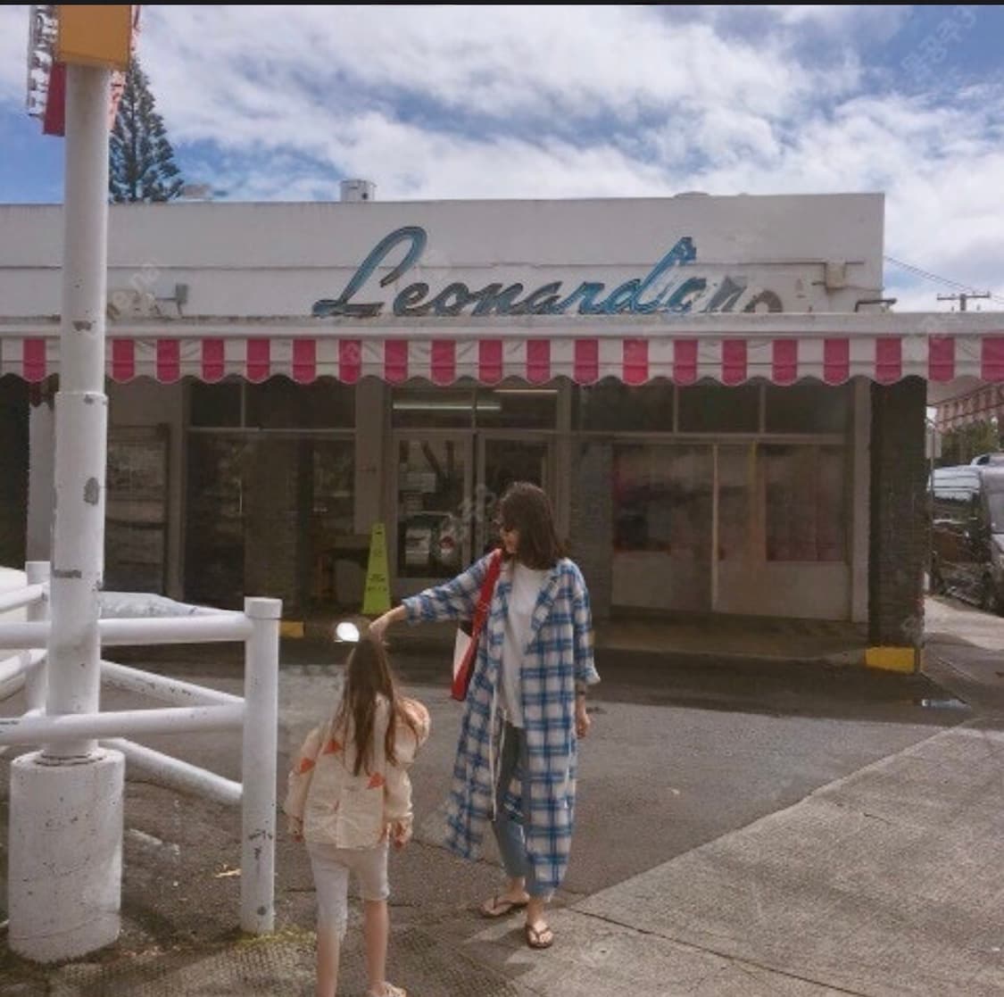 oui como 위꼬모 체크 로브 상품이미지1