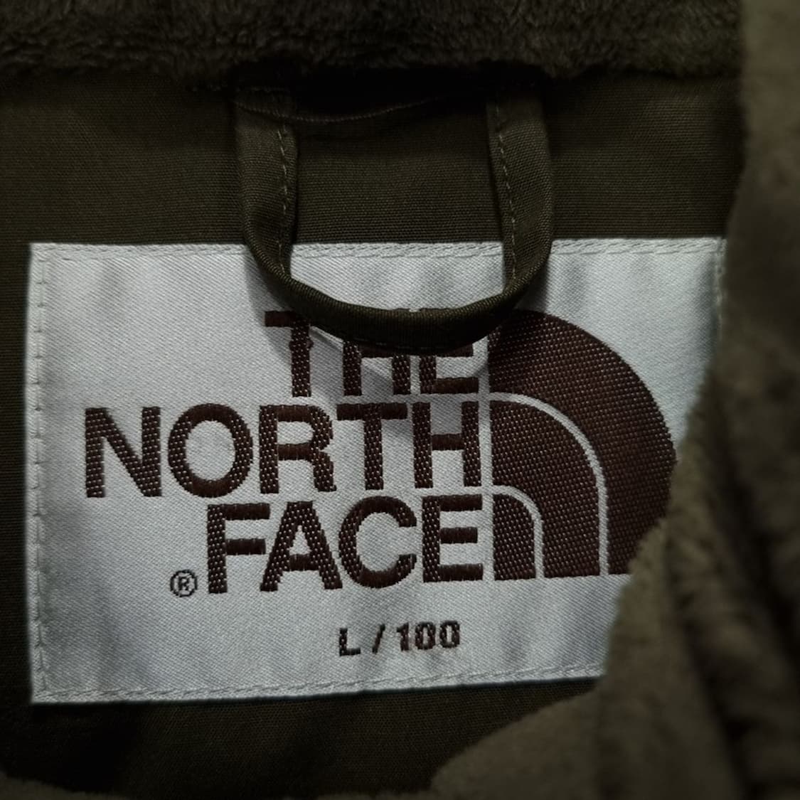 [노스페이스] 덕다운 야상 패딩 올리브카키 M18473 상품이미지9